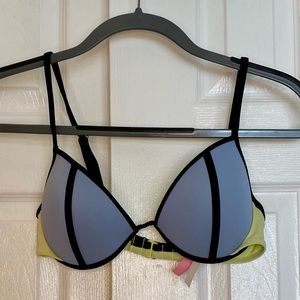 Victoria’s Secret Bikini Top